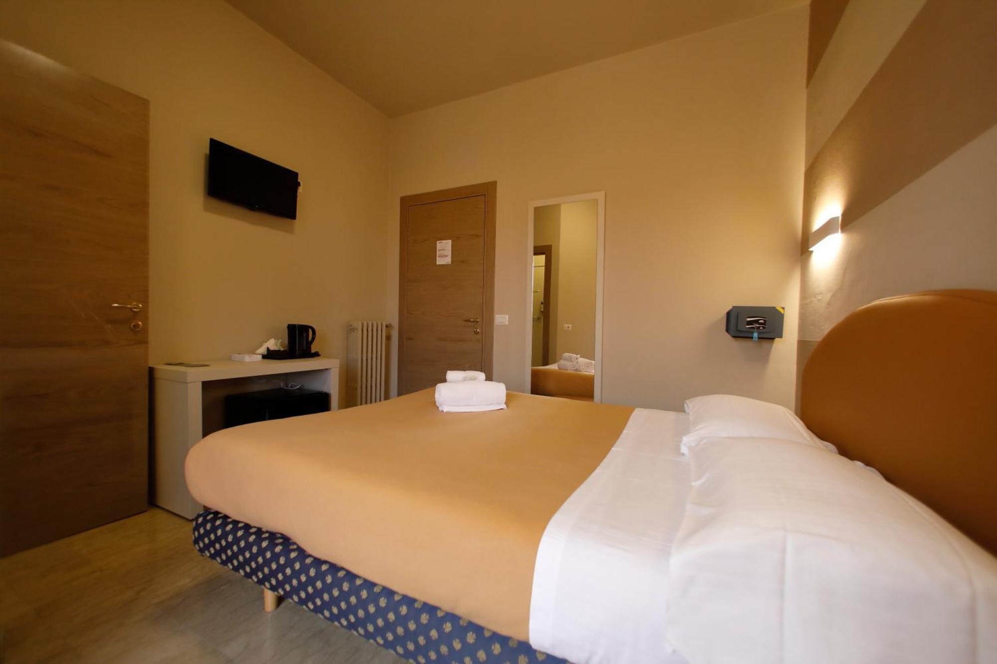 Hotel Primavera Peschiera del Garda Esterno foto