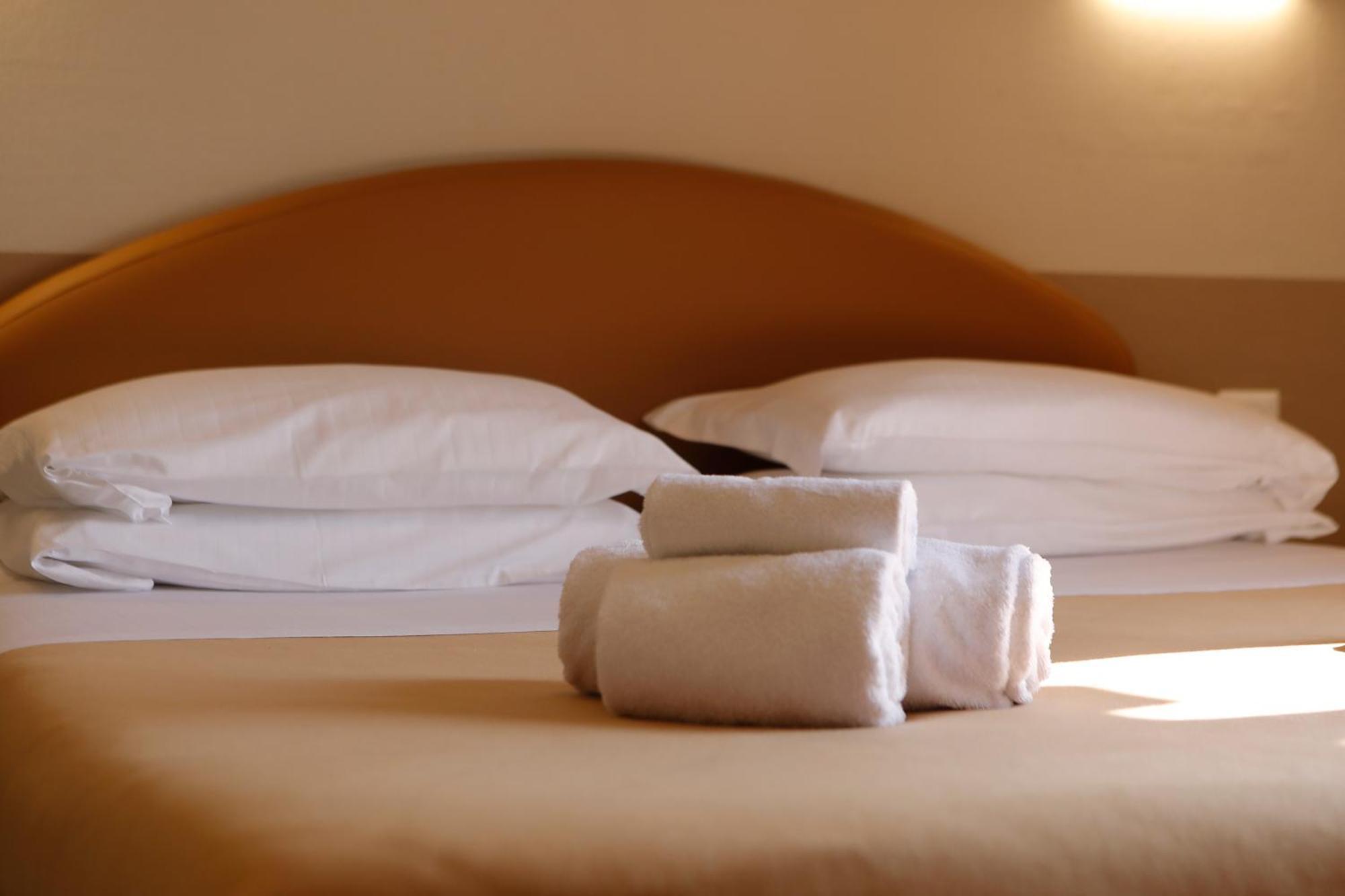 Hotel Primavera Peschiera del Garda Esterno foto