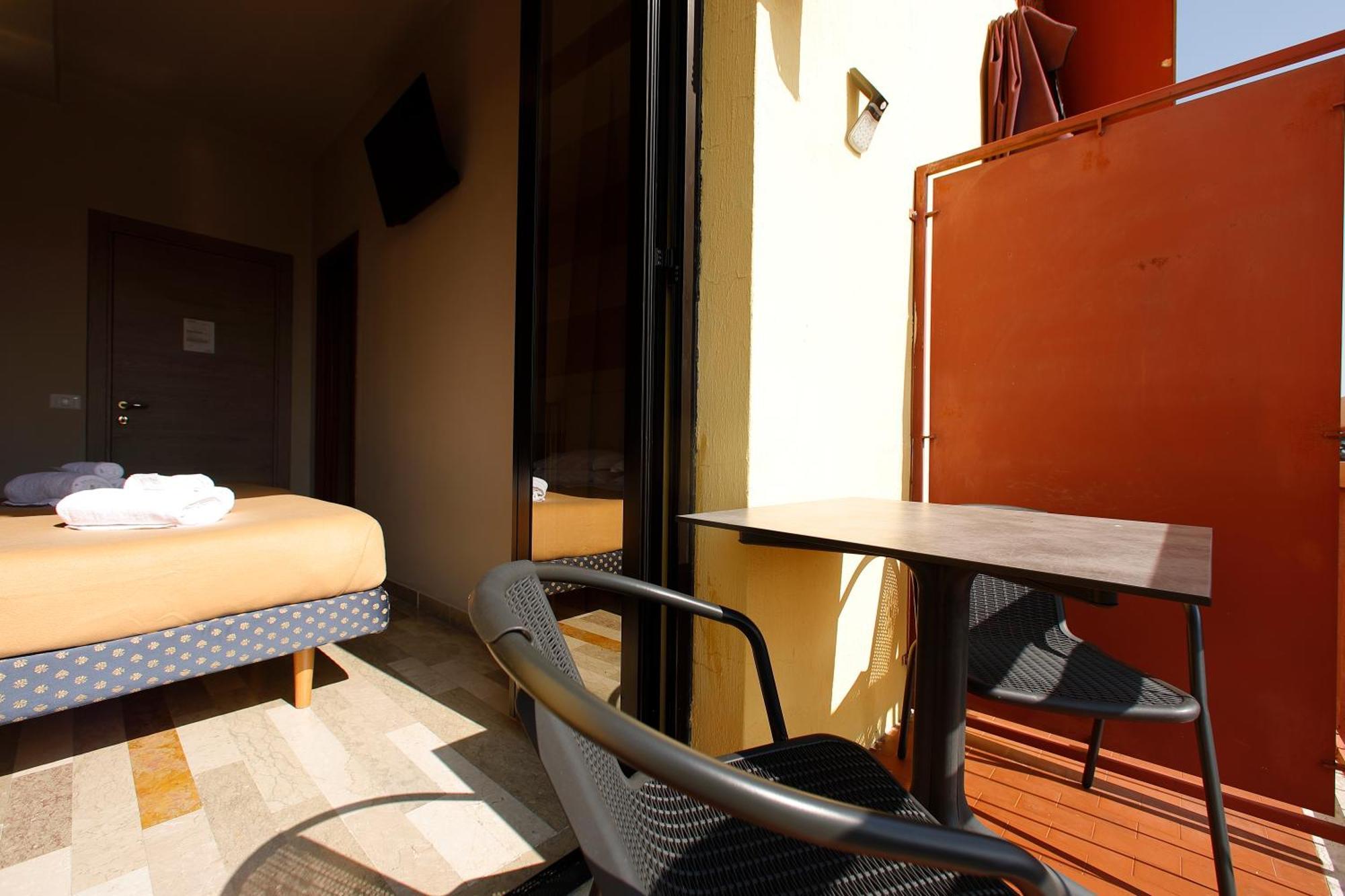Hotel Primavera Peschiera del Garda Esterno foto