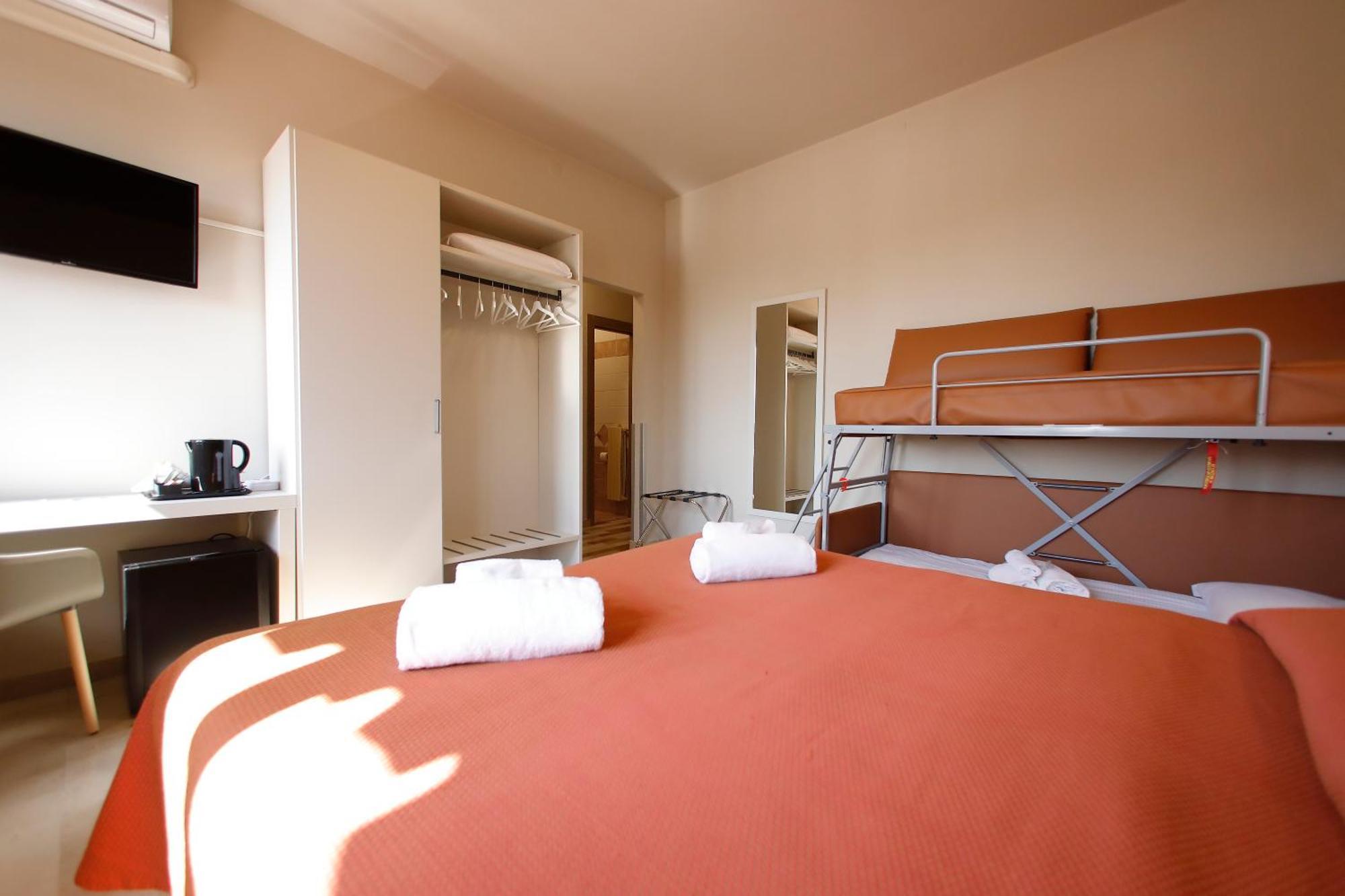 Hotel Primavera Peschiera del Garda Esterno foto
