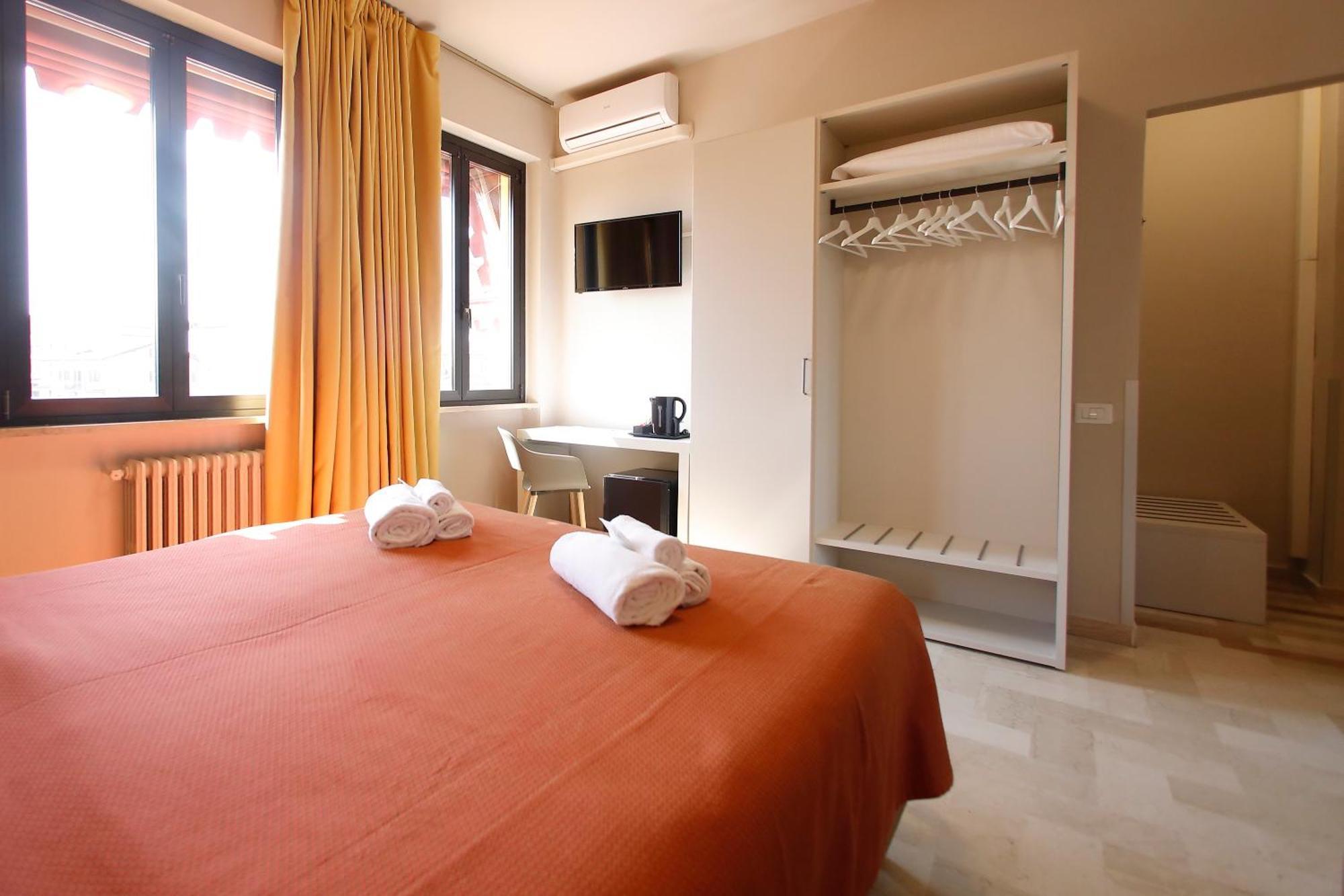 Hotel Primavera Peschiera del Garda Esterno foto
