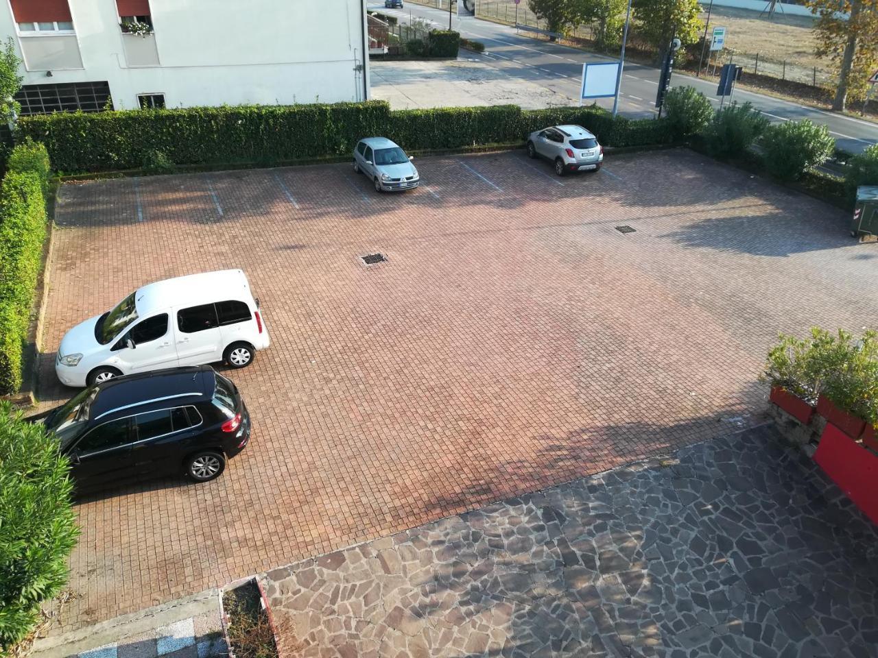 Hotel Primavera Peschiera del Garda Esterno foto